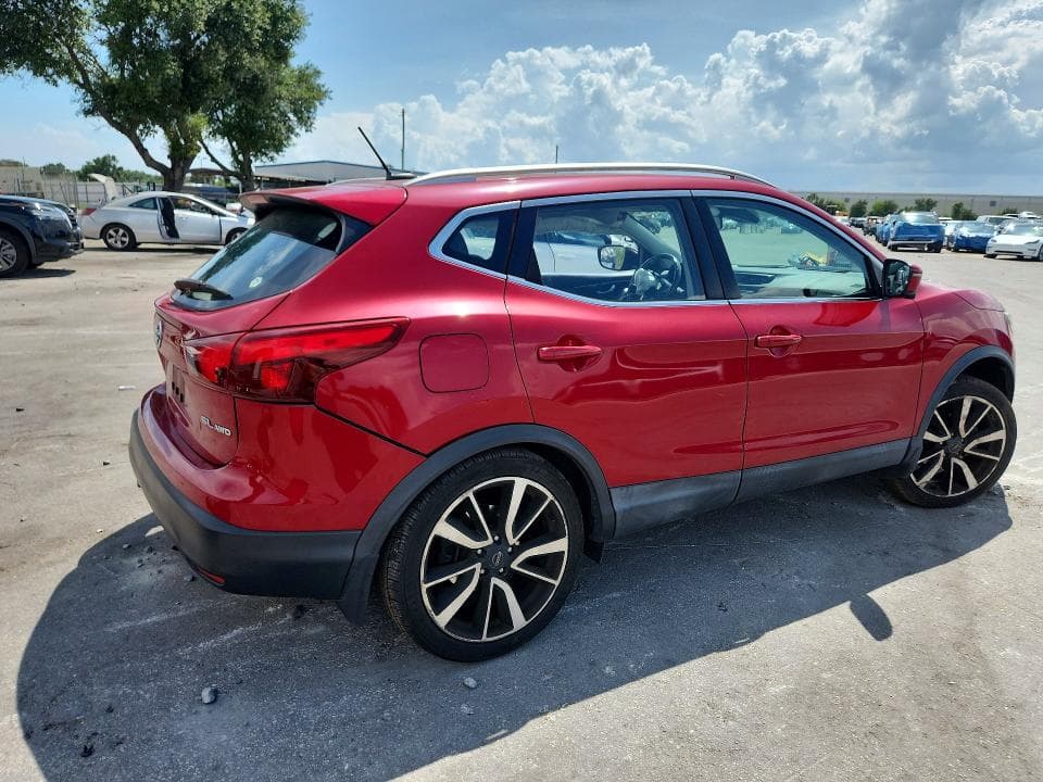 2018 NISSAN ROGUE SPORT SL 3