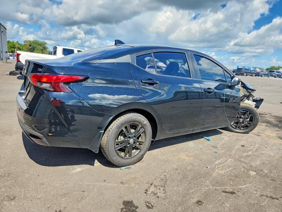 2020 NISSAN VERSA SV 3