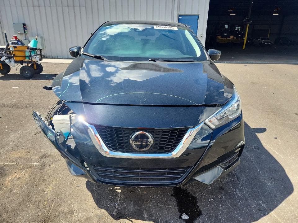 2020 NISSAN VERSA SV 5