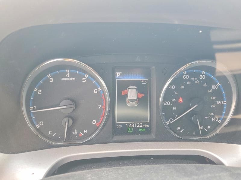 2018 TOYOTA RAV4 LIMITED LIMITED 9
