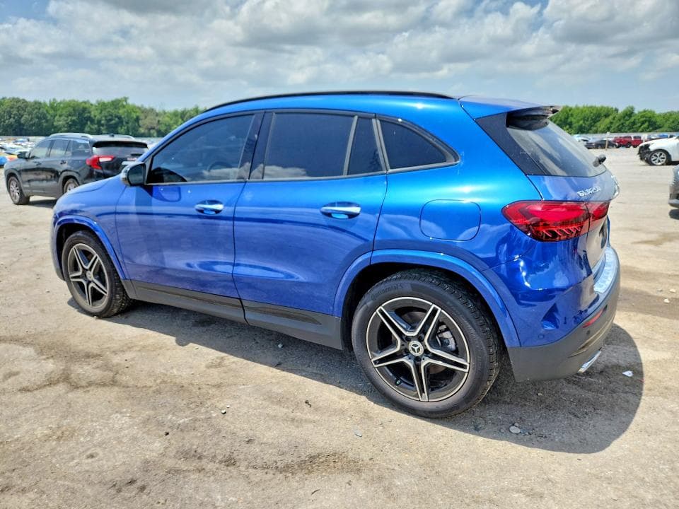 2025 MERCEDES-BENZ GLA 250 2