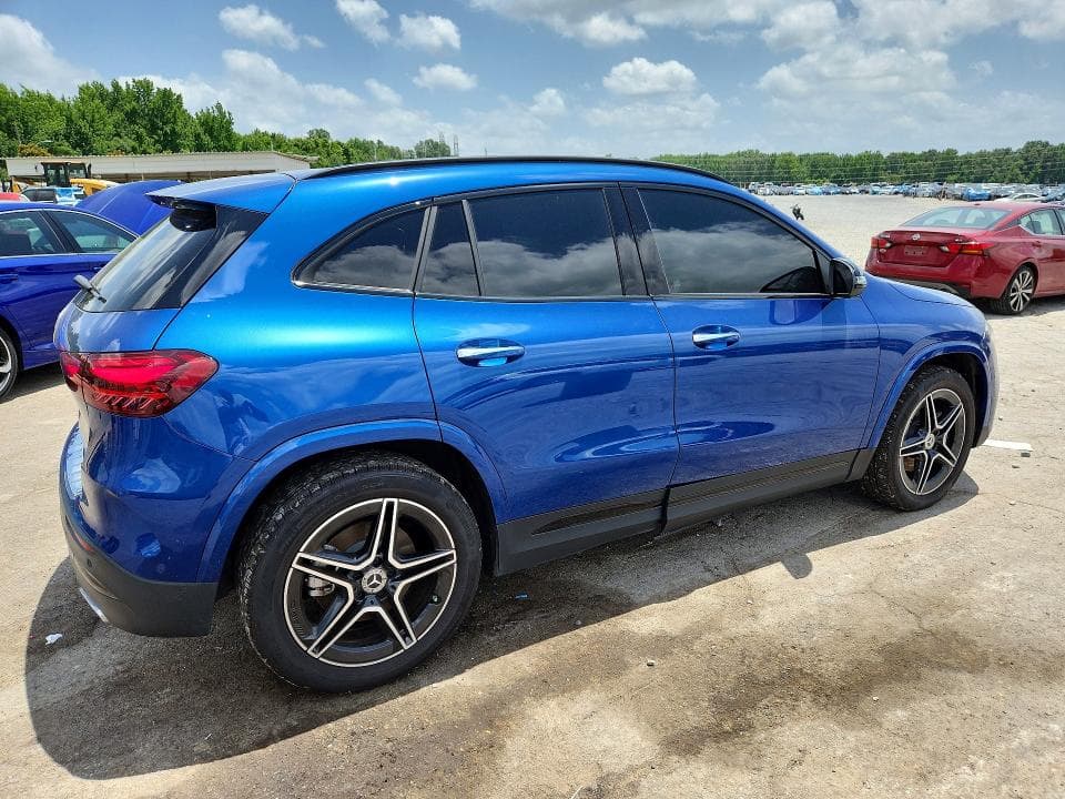 2025 MERCEDES-BENZ GLA 250 3