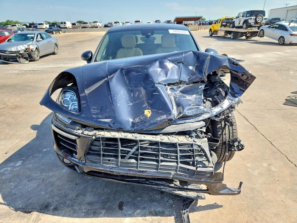 2018 PORSCHE MACAN 5
