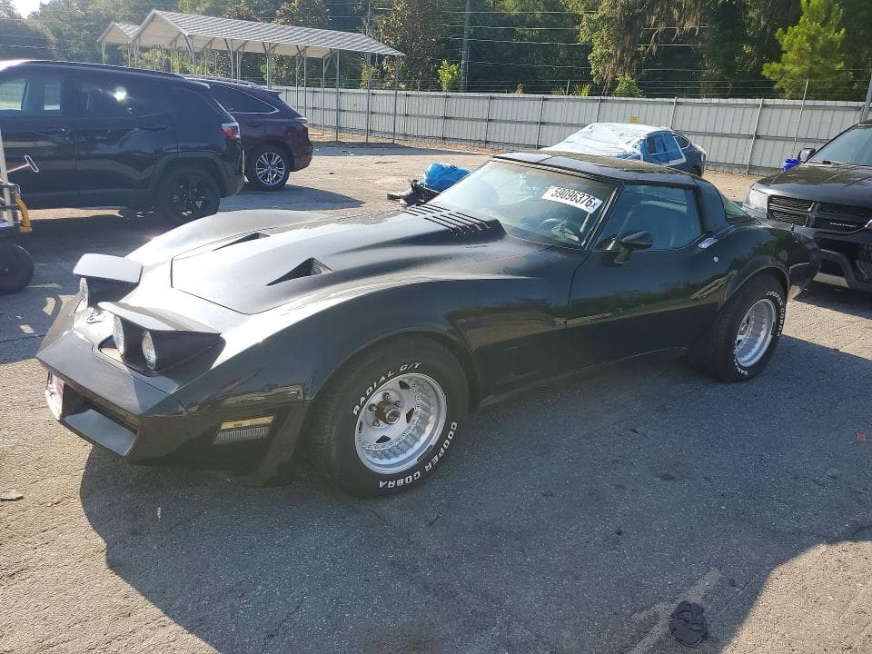 1982 CHEVROLET CORVETTE - 1