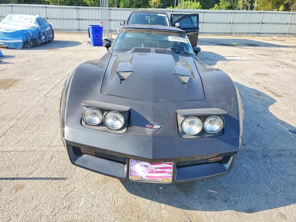 1982 CHEVROLET CORVETTE 5