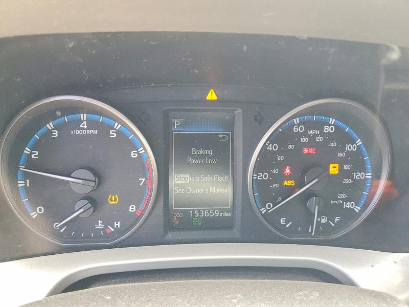 2017 TOYOTA RAV4 LE 9