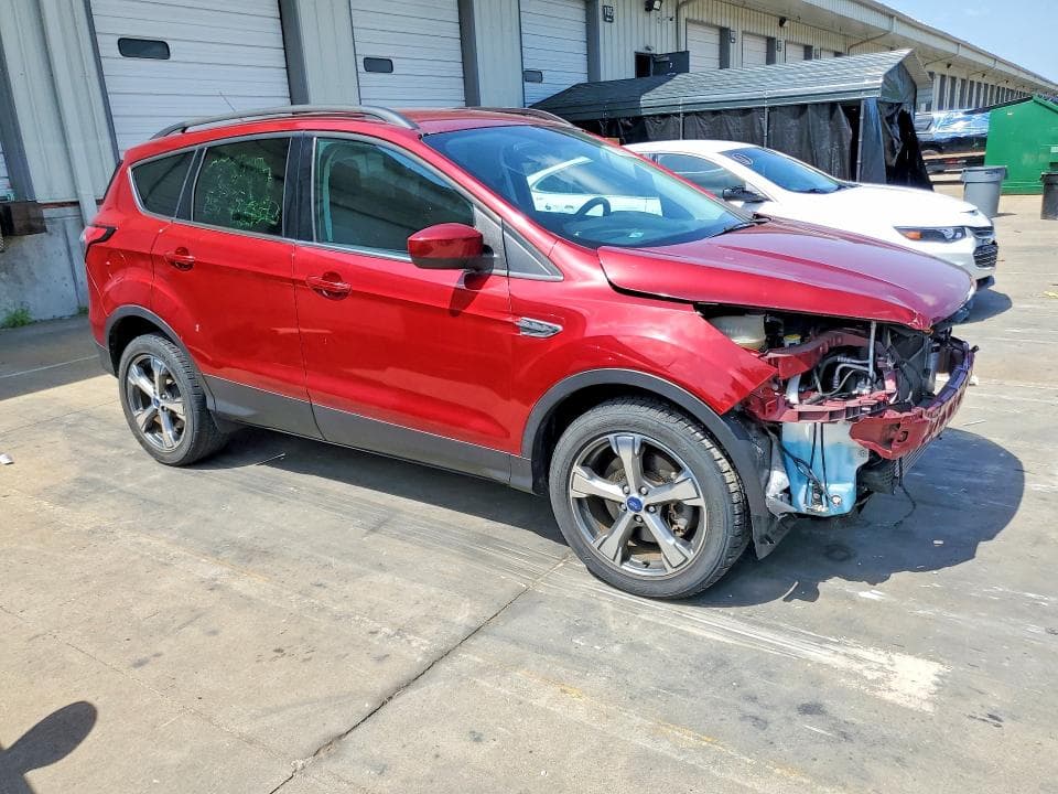 2017 FORD ESCAPE SE 4