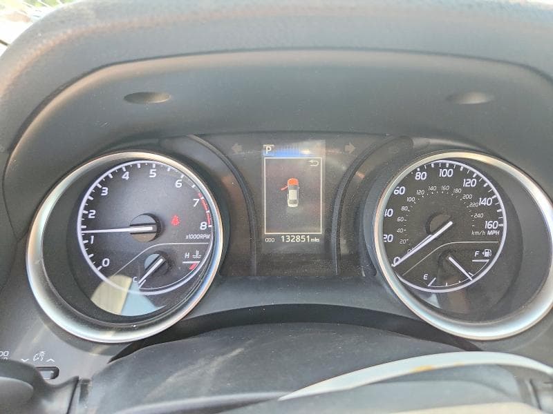 2018 TOYOTA CAMRY SE SE 9