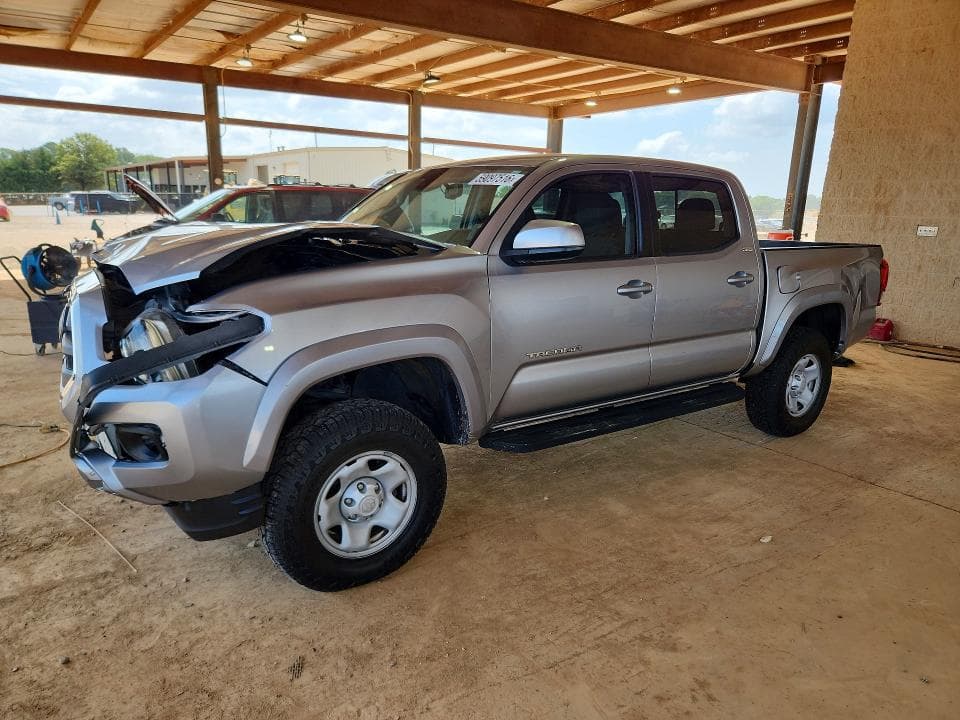 2018 TOYOTA TACOMA SR5 V6 1