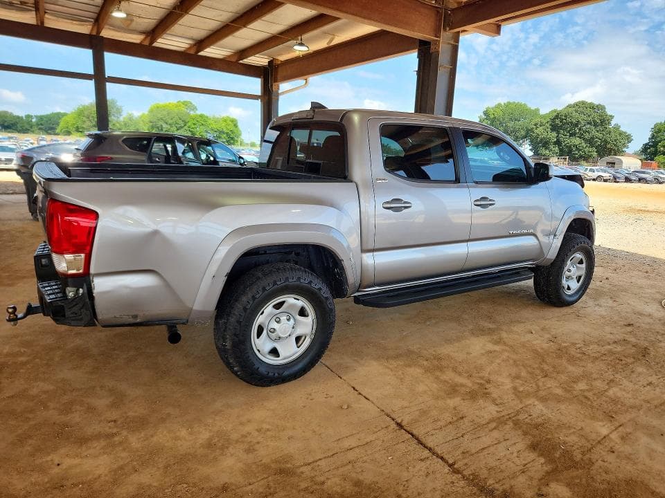 2018 TOYOTA TACOMA SR5 V6 3