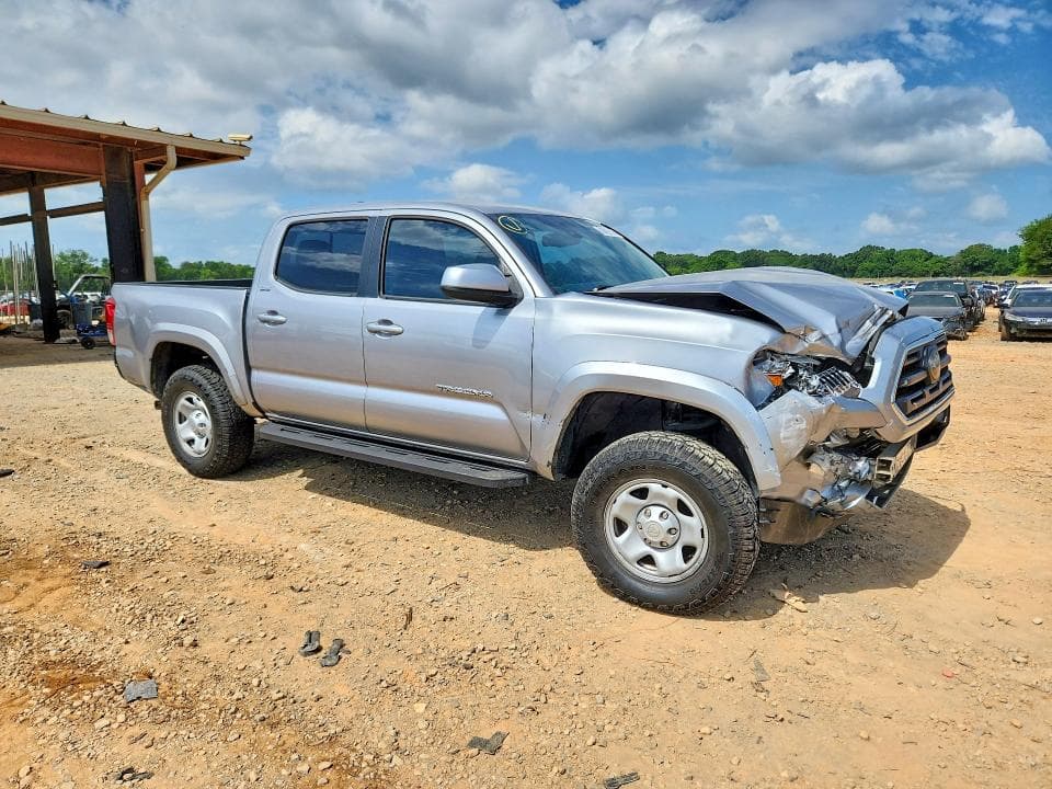 2018 TOYOTA TACOMA SR5 V6 4
