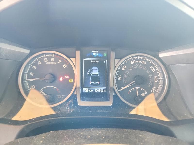 2018 TOYOTA TACOMA SR5 V6 9