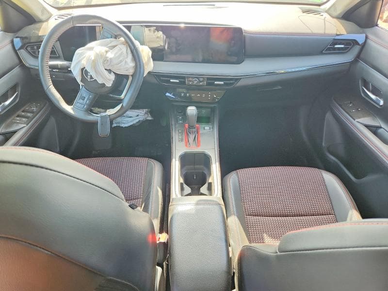 2025 NISSAN KICKS SR 8