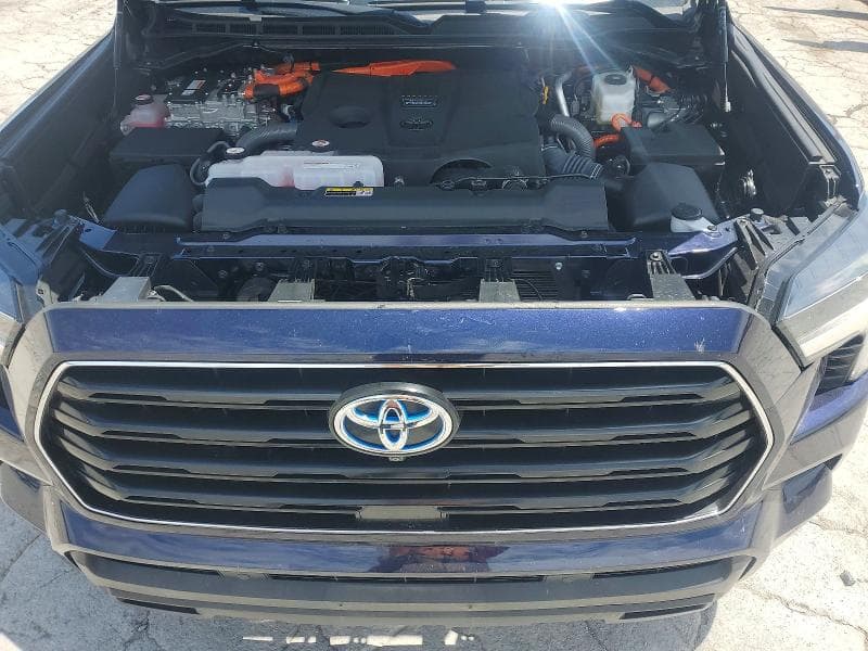 2024 TOYOTA SEQUOIA SR5 12