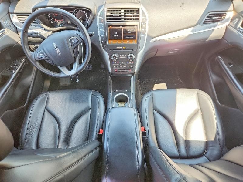 2019 LINCOLN MKC 8