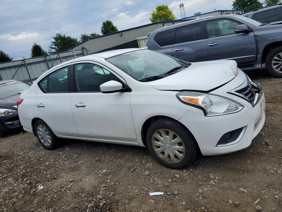 2016 NISSAN VERSA 1.6 SV 4