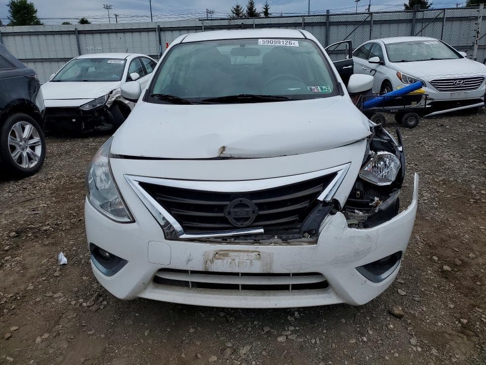 2016 NISSAN VERSA 1.6 SV 5