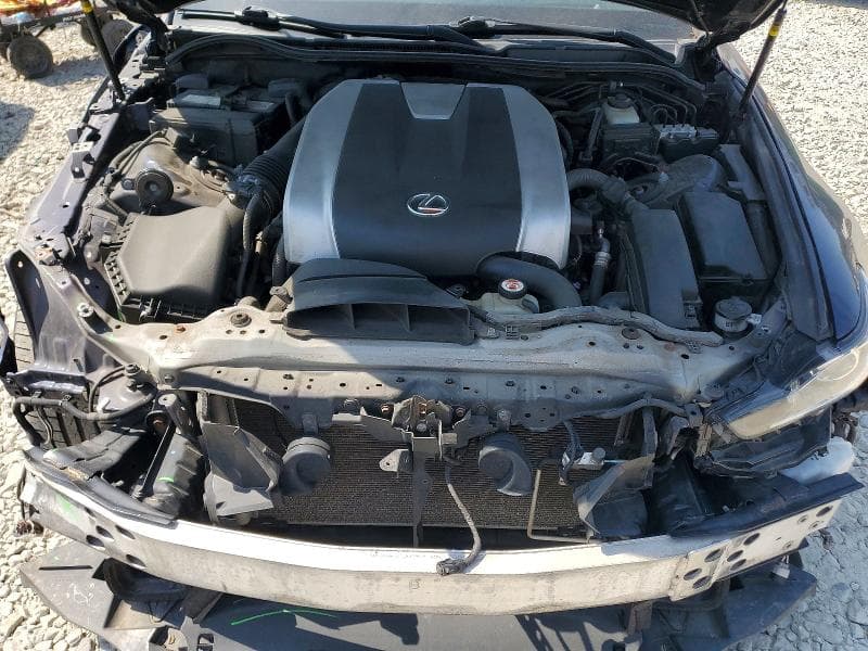 2018 LEXUS IS 300 11