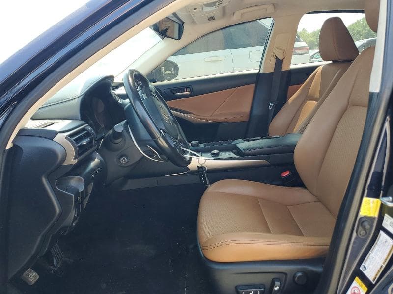 2018 LEXUS IS 300 7