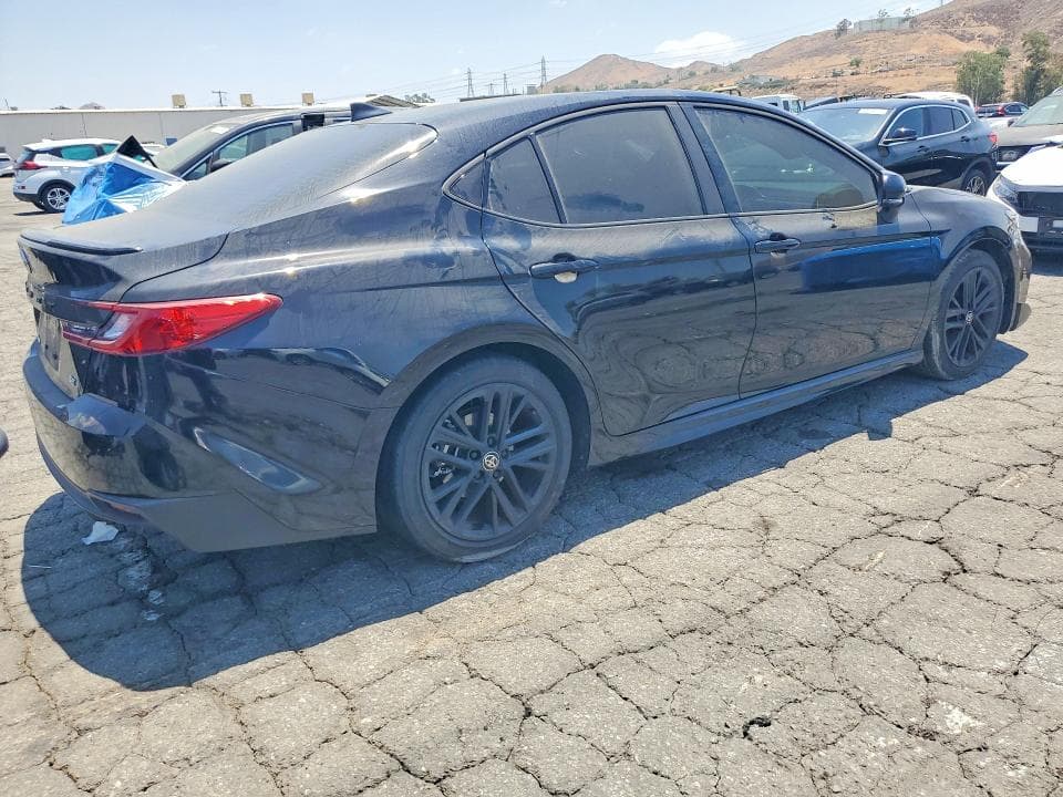 2025 TOYOTA CAMRY SE 3