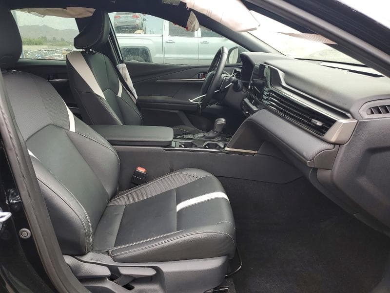 2025 TOYOTA CAMRY SE 7