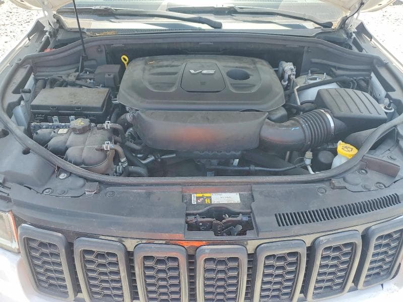 2018 JEEP GRAND CHEROKEE LAREDO 11