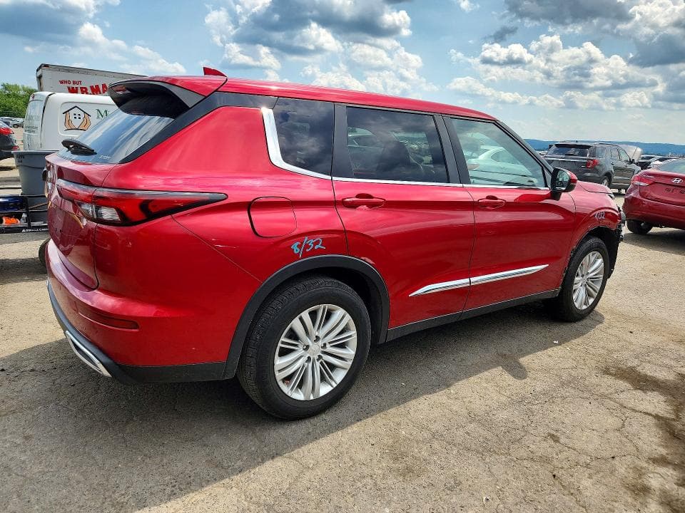 2022 MITSUBISHI OUTLANDER ES 3