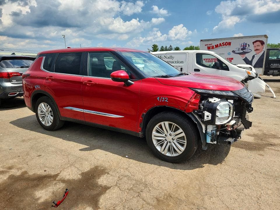 2022 MITSUBISHI OUTLANDER ES 4