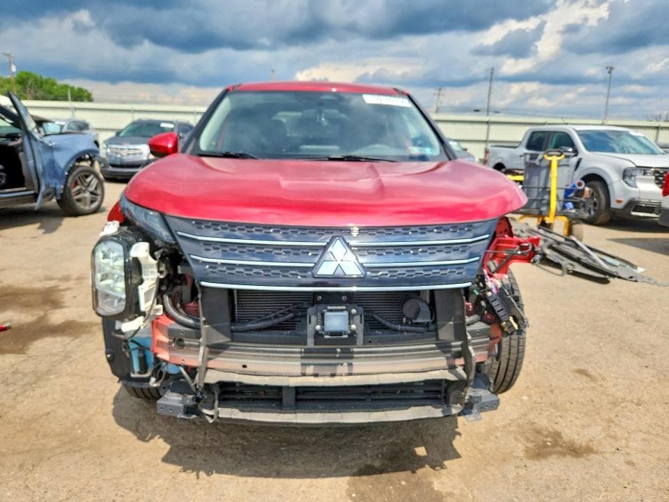 2022 MITSUBISHI OUTLANDER ES 5