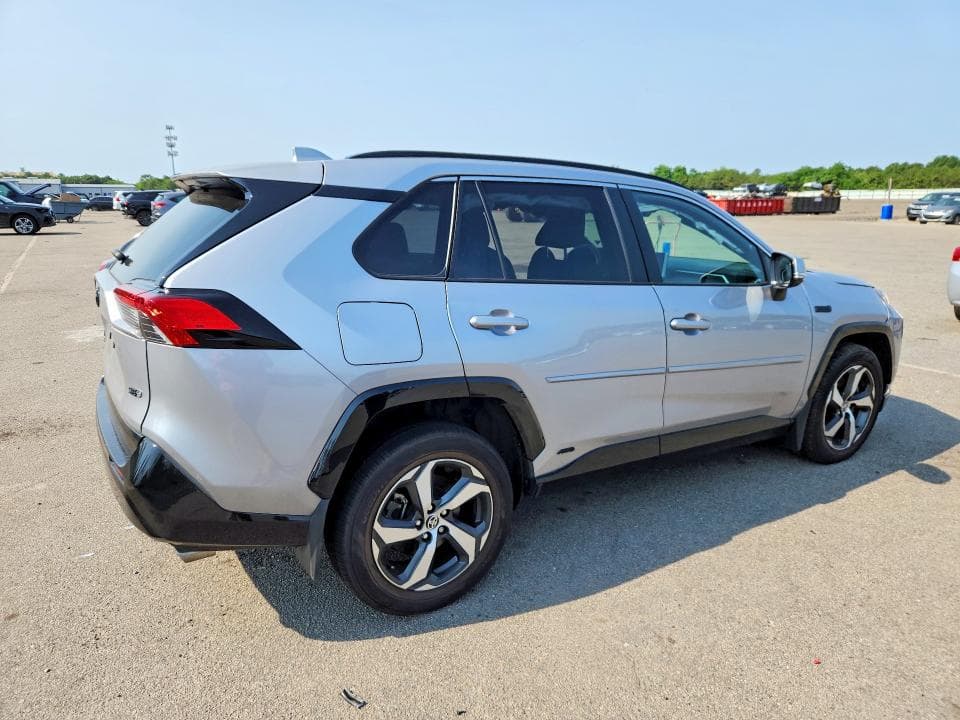 2023 TOYOTA RAV4 PRIME SE 3
