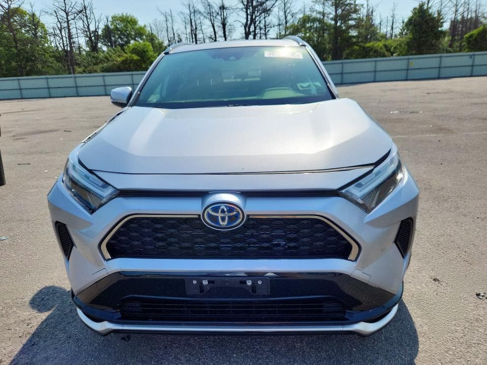 2023 TOYOTA RAV4 PRIME SE 5