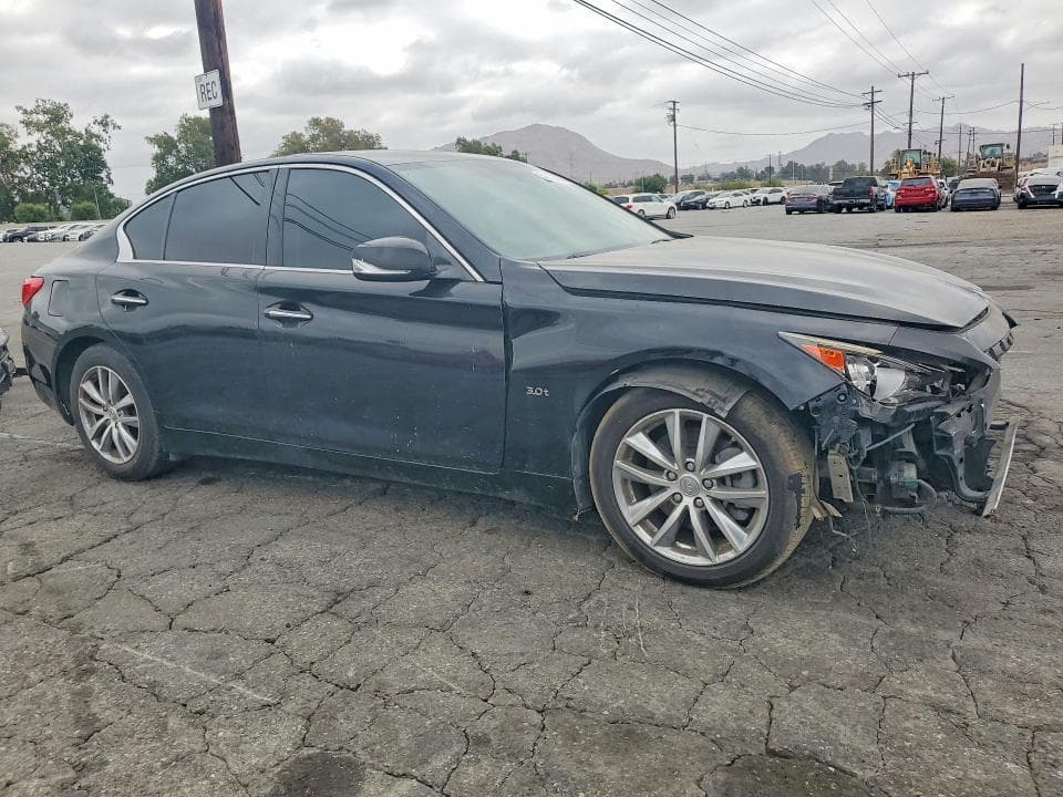 2017 INFINITI Q50 3.0T PREMIUM 4