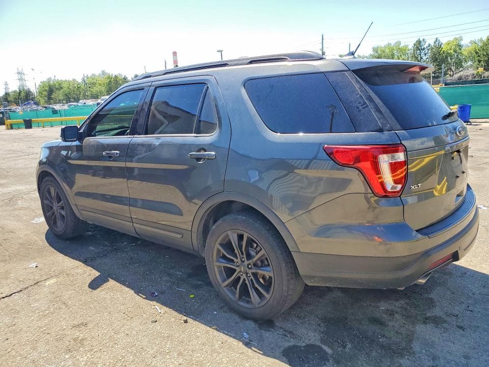 2018 FORD EXPLORER XLT 2