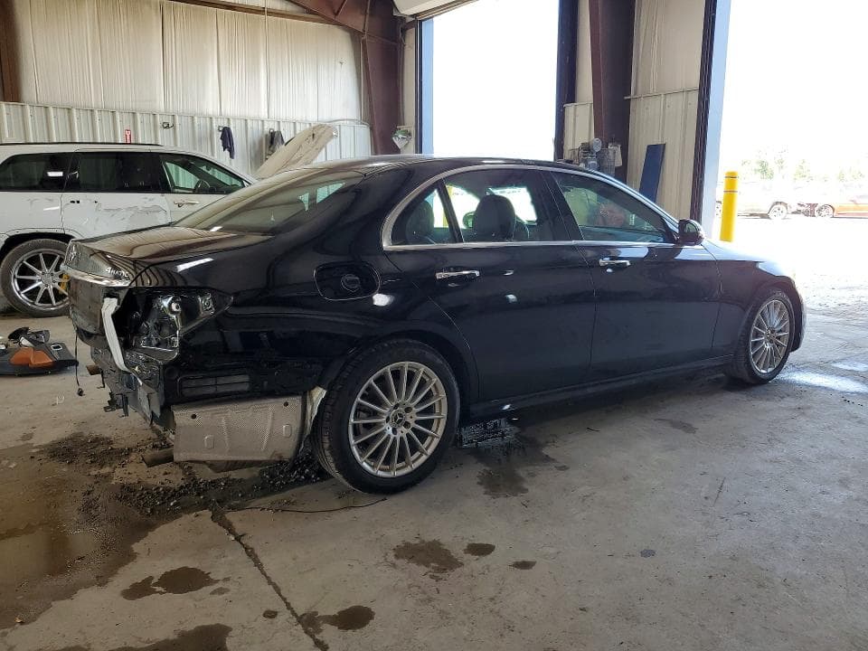 2022 MERCEDES-BENZ E 350 4MATIC 3