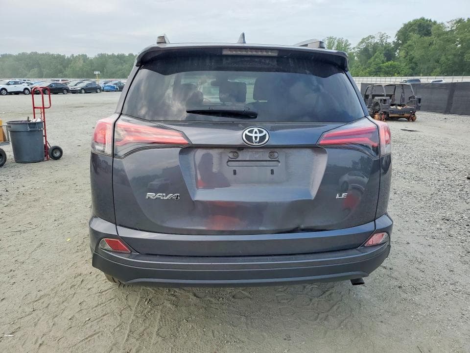 2018 TOYOTA RAV4 LE LE 6