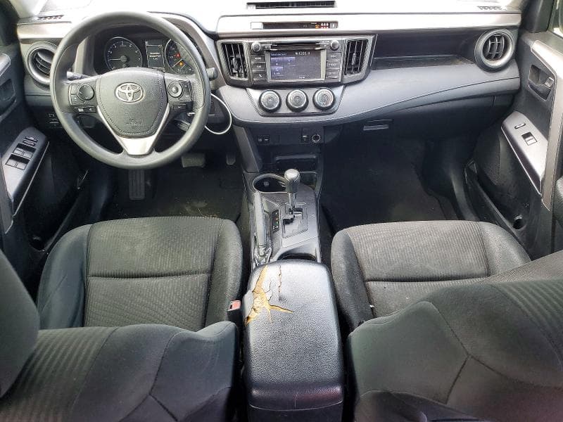 2018 TOYOTA RAV4 LE LE 8