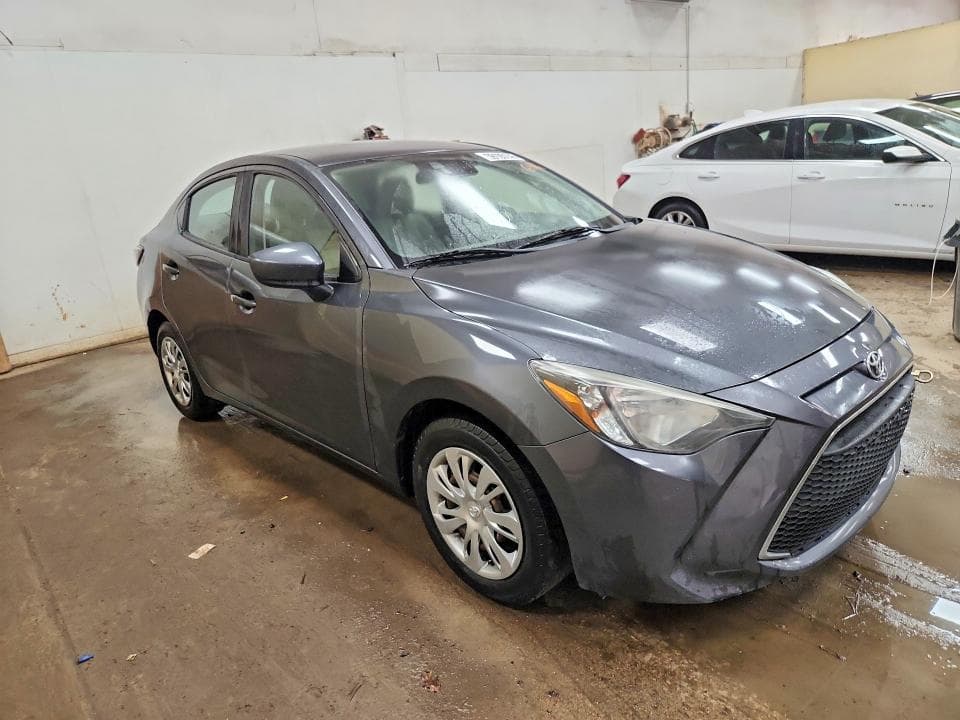 2020 TOYOTA YARIS L L 4