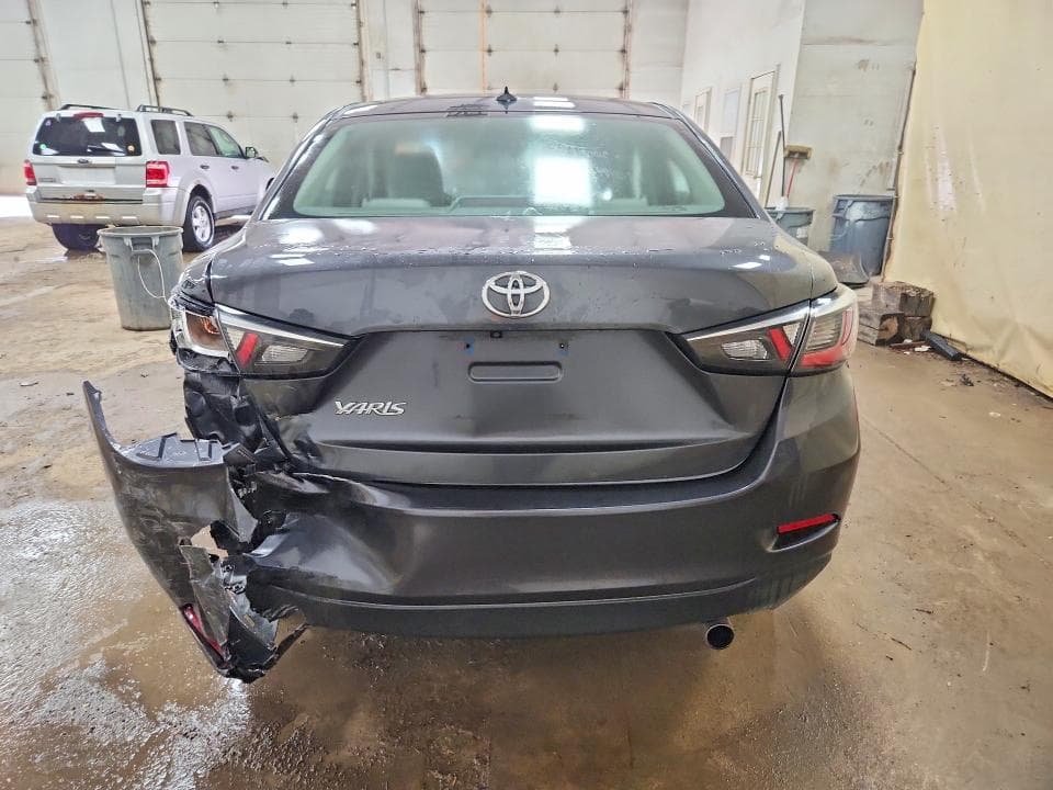 2020 TOYOTA YARIS L L 6