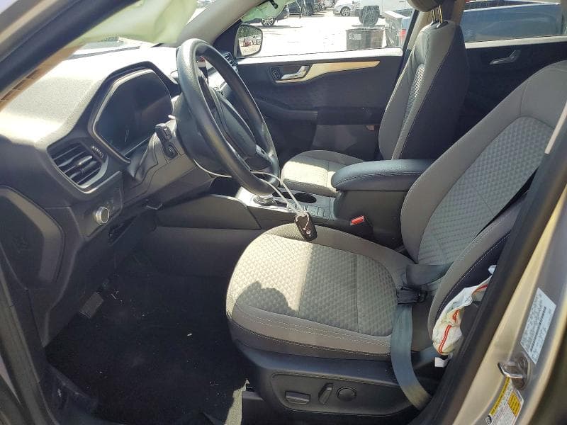 2020 FORD ESCAPE SE 7