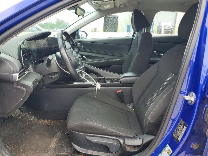 2023 HYUNDAI ELANTRA SEL 7