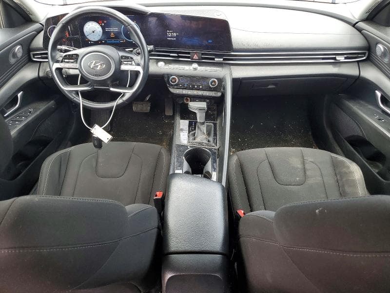 2023 HYUNDAI ELANTRA SEL 8