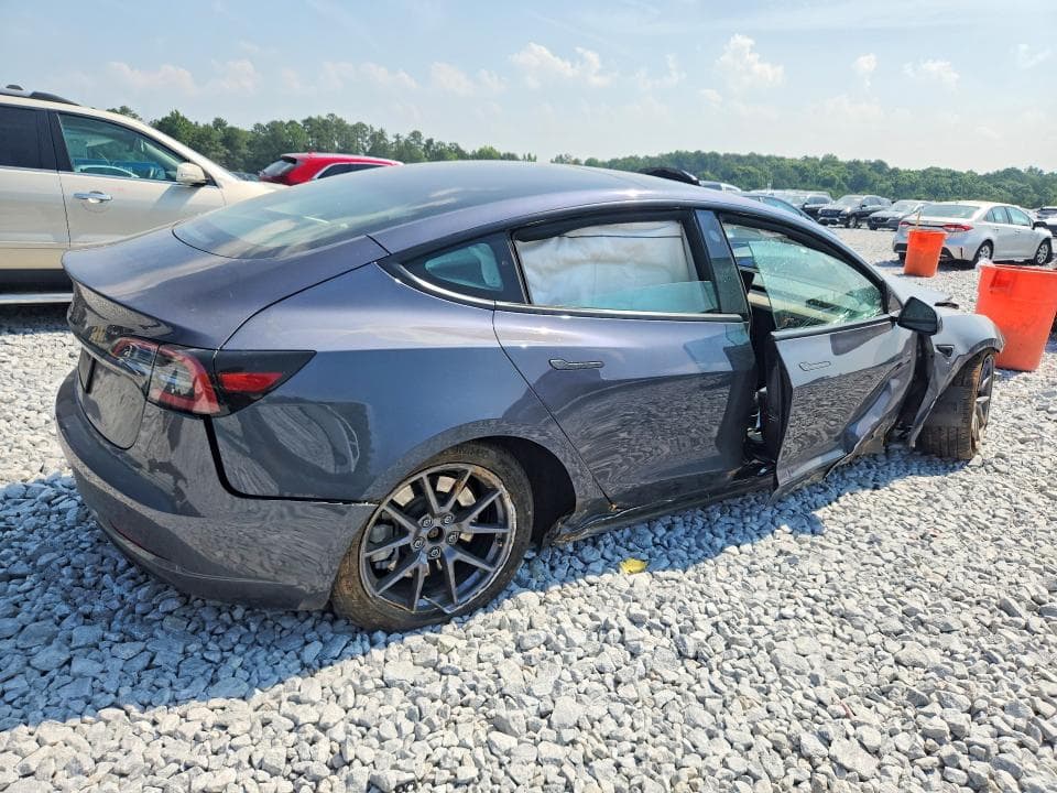 2023 TESLA MODEL 3 3
