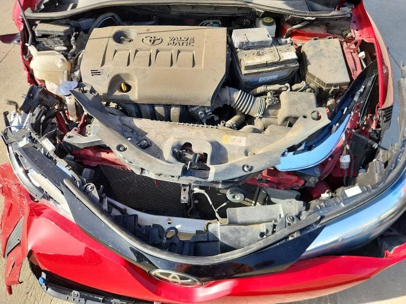 2021 TOYOTA C-HR XLE XLE 11
