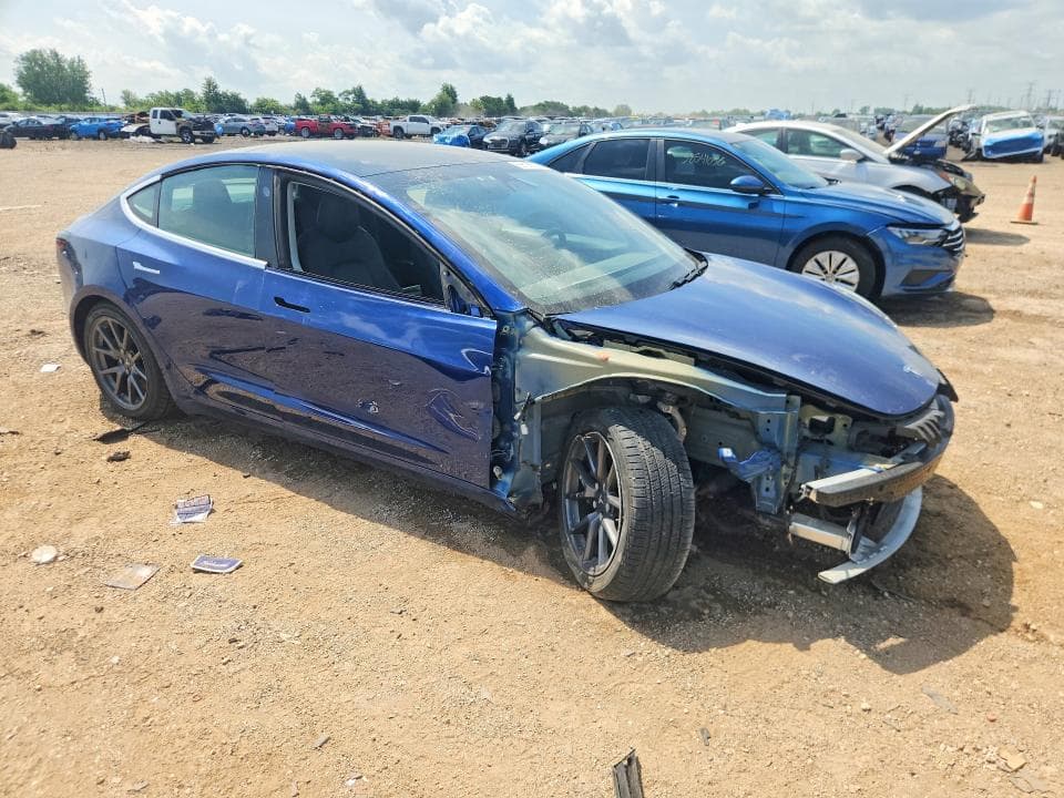 2019 TESLA MODEL 3 4