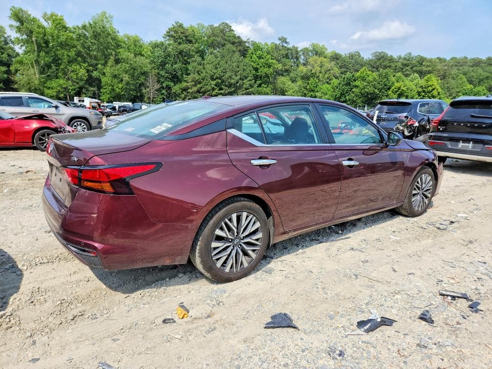2024 NISSAN ALTIMA SV SV 3