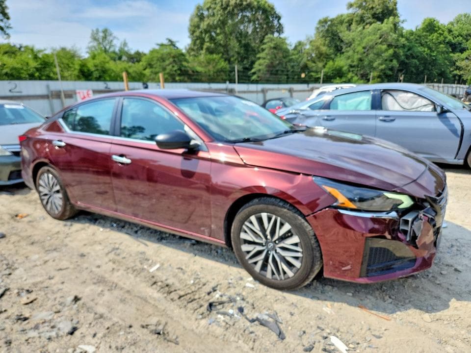 2024 NISSAN ALTIMA SV SV 4