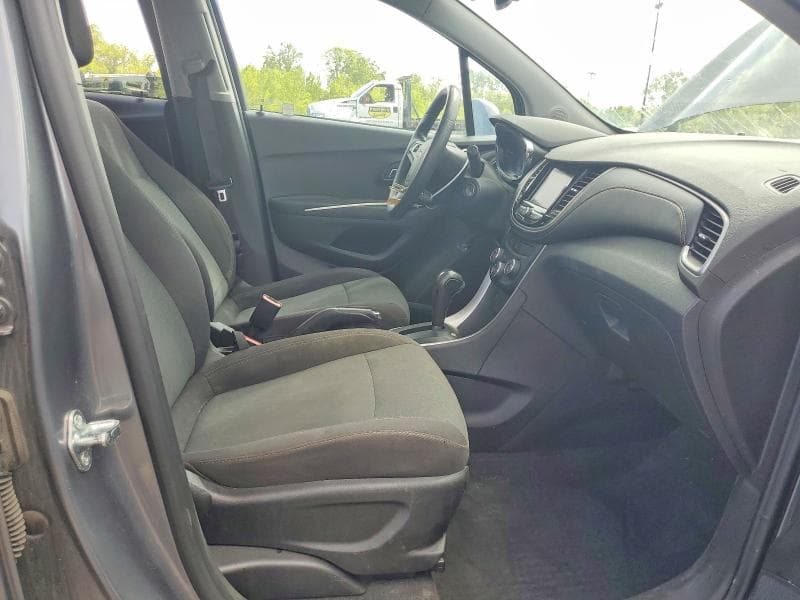 2020 CHEVROLET TRAX LS 7