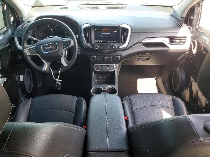 2024 GMC TERRAIN SLT 8