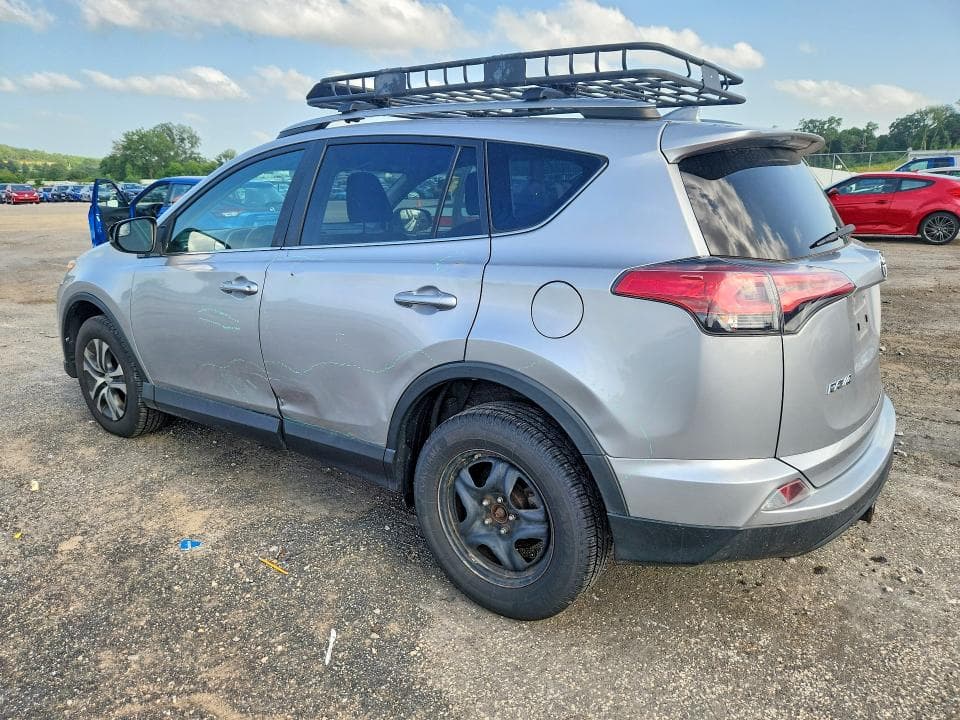 2017 TOYOTA RAV4 LE 2