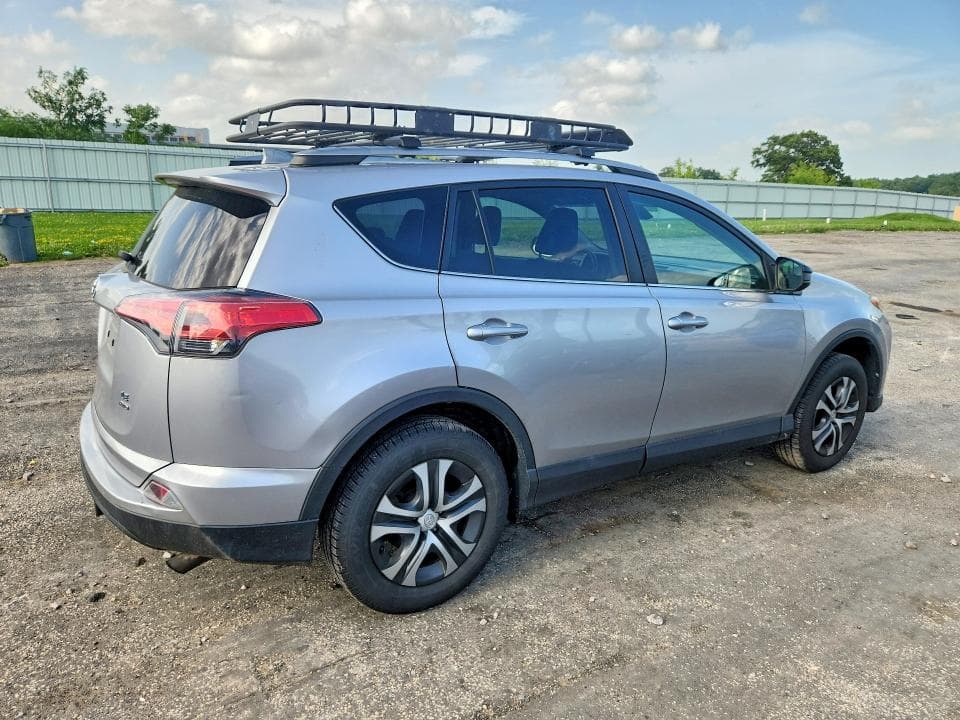 2017 TOYOTA RAV4 LE 3